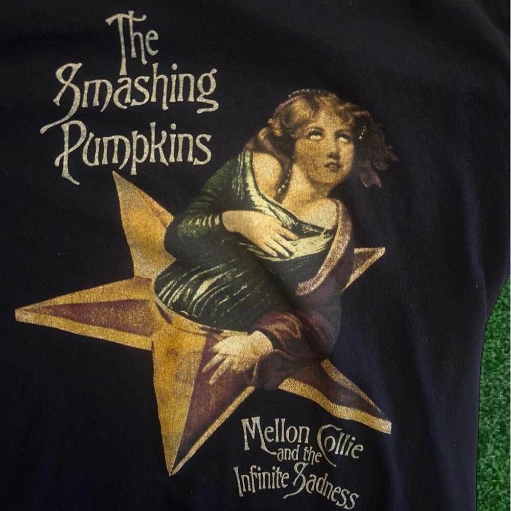 Smashing pumpkins graphic t shirt